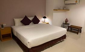 โรงแรมเชียงใหม่ ฮิลล์ (SHA Extra Plus)
